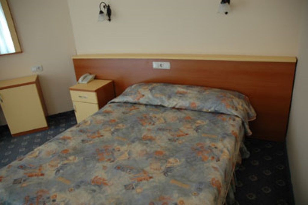 Kervan Hotel Istanbul Exterior photo